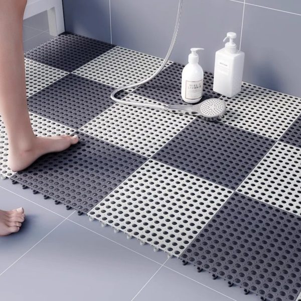 Bathroom mat